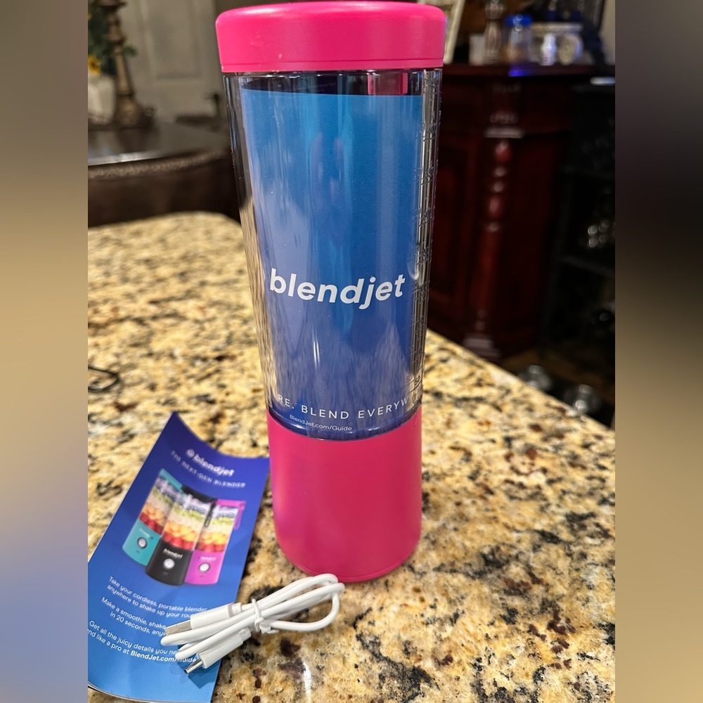 Blendjet portable blender